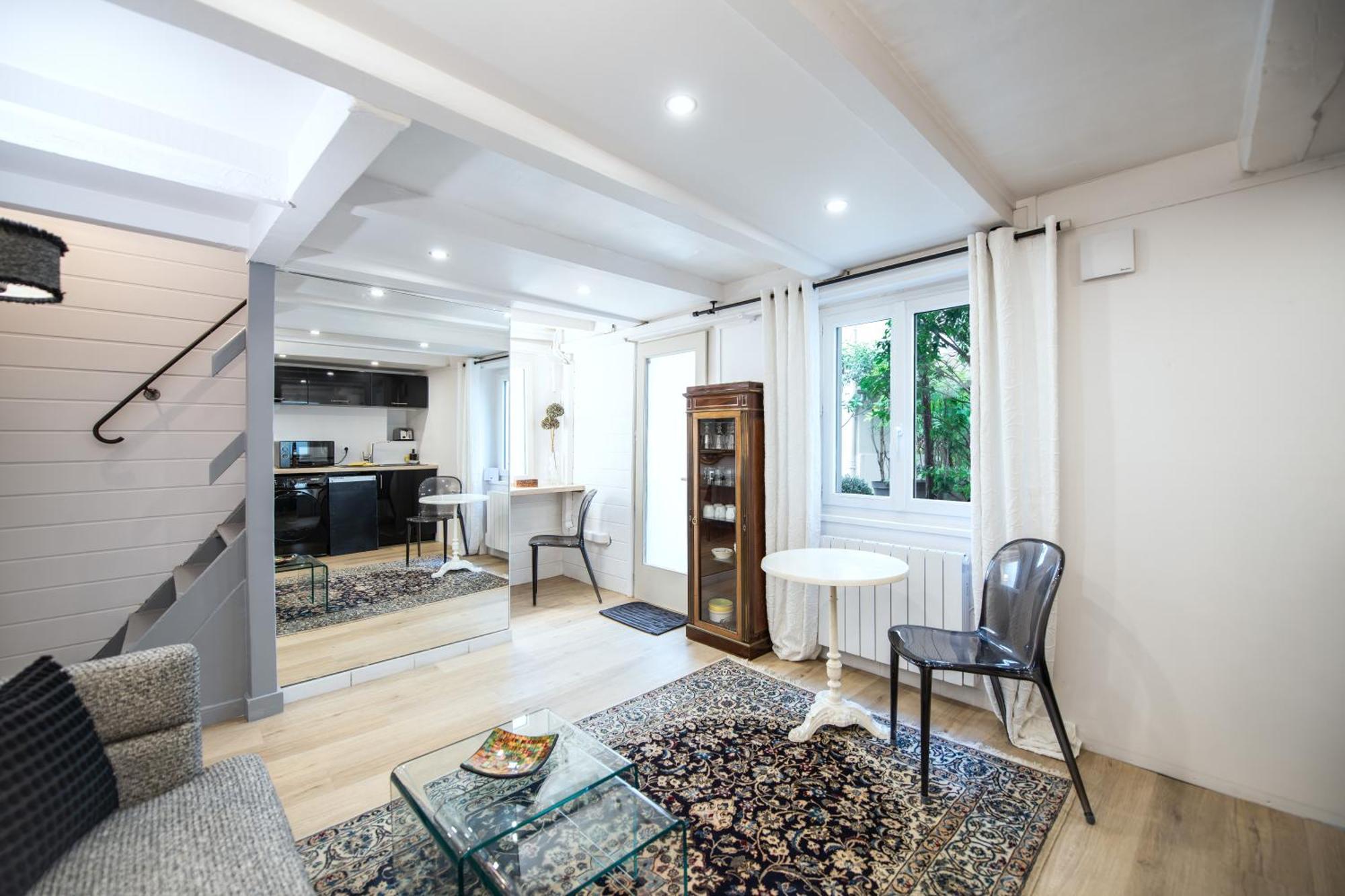 Mhl - Maison Hotel Lyon Bilik gambar