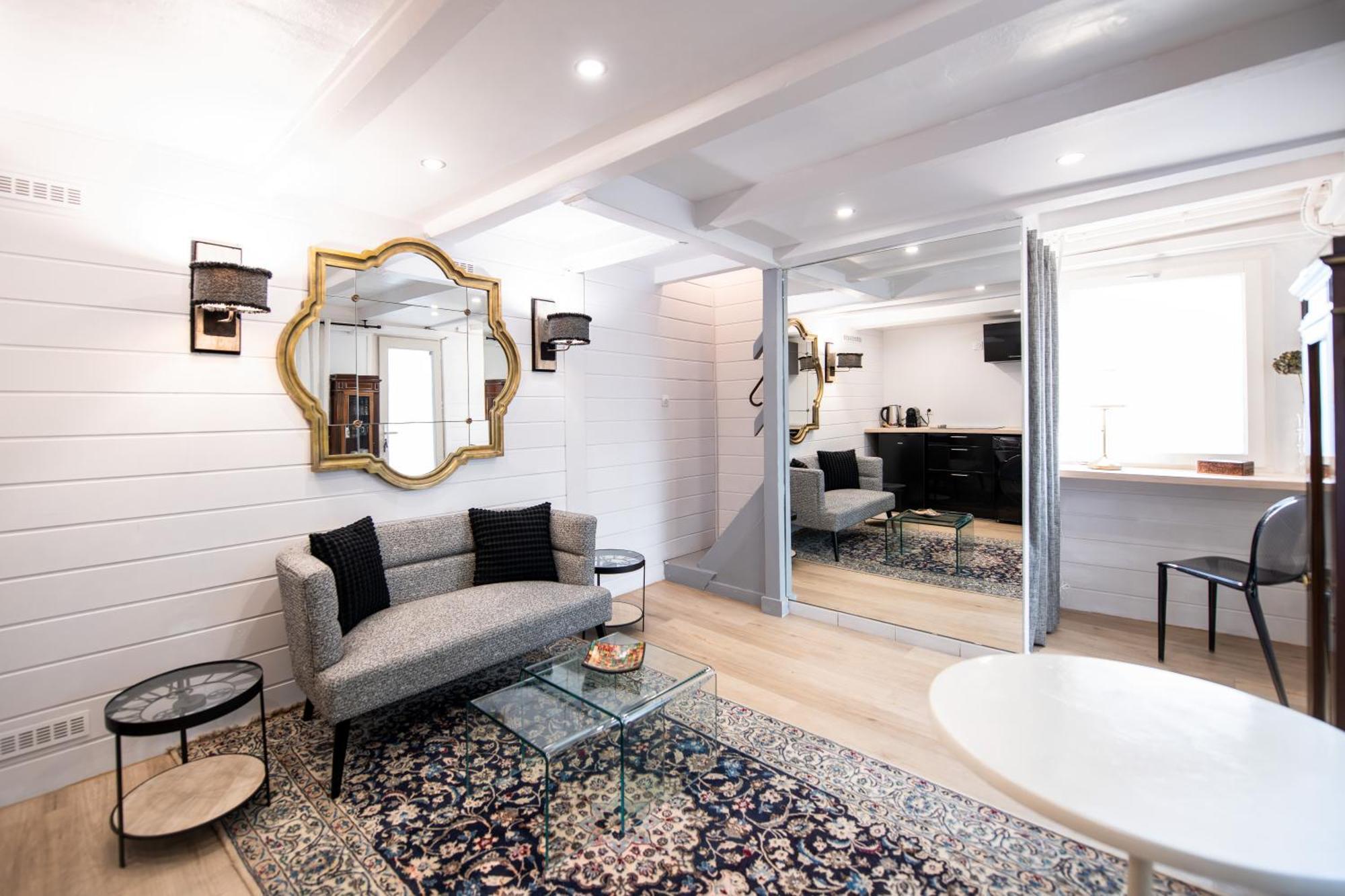 Mhl - Maison Hotel Lyon Bilik gambar
